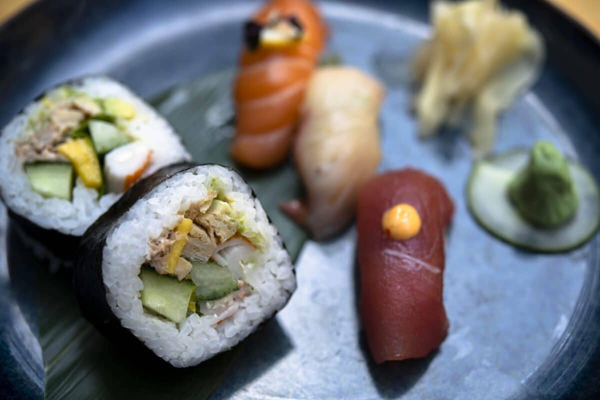ao izakaya restaurant paris plat 02 GeraldineMartens DSC9731 1200x800 - La carte
